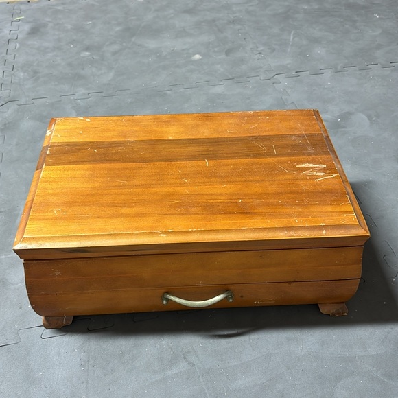 1847 Rogers Bros. Reflection 60pc silver plate flatware set - Picture 17 of 17